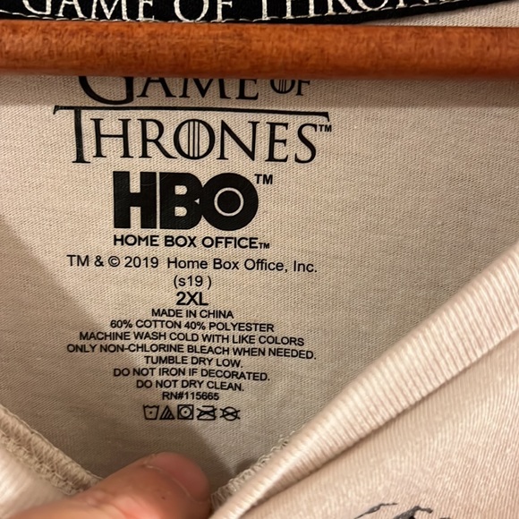 Official Game of Thrones HBO T-shirt - Picture 2 of 5